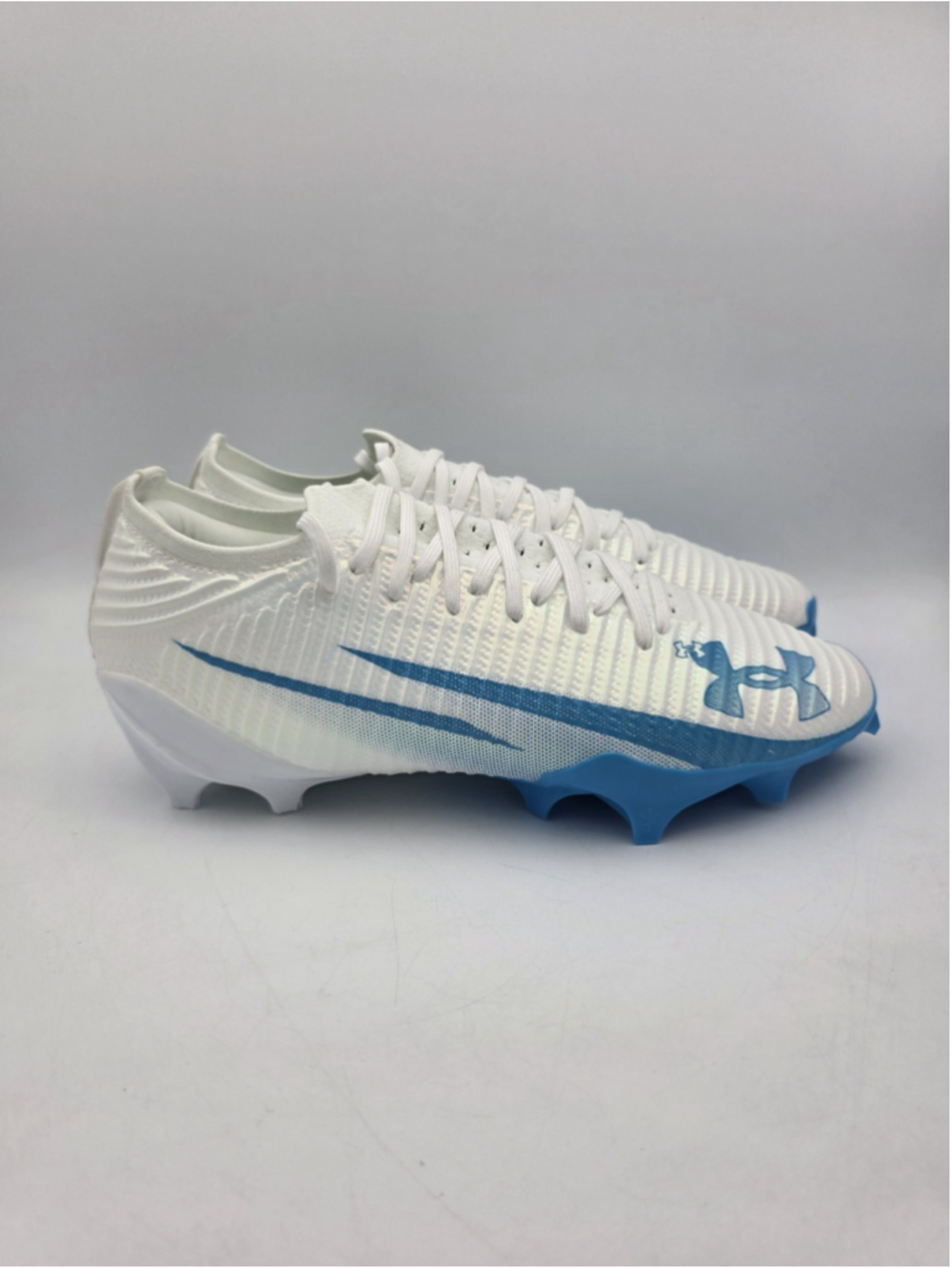 Under Armour Blur Pro White Capri Blue Football Cleats 3028220-110 Size 11 NEW